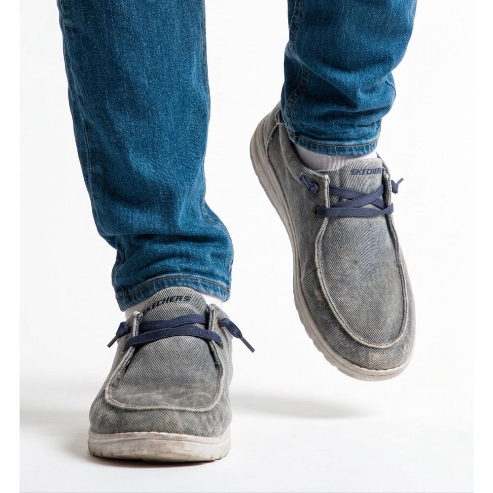 Skechers loafers denim blue canvas size 5.5